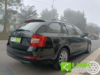 Usata Skoda Octavia Style 150 CV (110 kW) 2016 Nero Station wagon