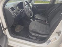 Usata VW Polo Comfortline 69 CV (50 kW) 2013 Bianco Utilitaria