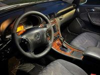 Usata Mercedes C220 Classic 143 CV (105 kW) 2003 Bianco Berlina