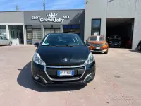 Usata Peugeot 208 Active 75 CV (55 kW) 2018 Nero Utilitaria