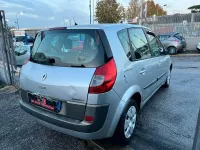 Usata Renault Scénic 106 CV (77 kW) 2006 Grigio Monovolume