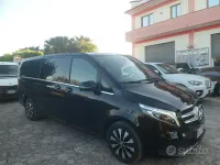 Usata Mercedes V220 Premium 163 CV (119 kW) 2022 Nero Monovolume