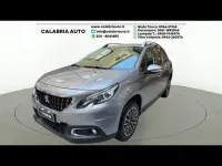 Usata Peugeot 2008 Active 100 CV (73 kW) 2019 Grigio SUV