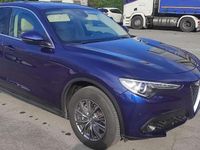 Usata Alfa Romeo Stelvio Executive 209 CV (153 kW) 2017 Blu/azzurro SUV