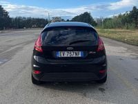 Usata Ford Fiesta 69 CV (50 kW) 2012 Nero Utilitaria