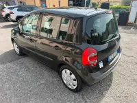 Usata Renault Modus 75 CV (55 kW) 2010 Nero Monovolume