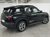Usata Mini Countryman Classic 150 CV (110 kW) 2024 Midnight black ii metallizzato SUV