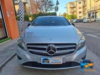 Usata Mercedes A180 109 CV (80 kW) 2015 Argento Berlina