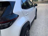 Usata Toyota Yaris Cross Lounge 92 CV (67 kW) 2022 Bianco SUV