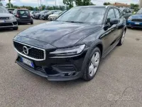 Usata Volvo V60 CC Business Edition 190 CV (139 kW) 2019 Nero Station wagon