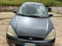 Usata Ford Focus 100 CV (73 kW) 2004 Grigio Berlina
