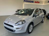 Usata Fiat Punto Young 69 CV (50 kW) 2016 Argento Utilitaria