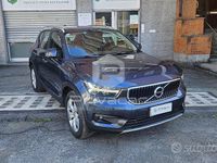 Usata Volvo XC40 Momentum 150 CV (110 kW) 2020 Blu SUV