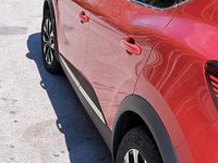 Usata Renault Captur 100 CV (73 kW) 2023 Rosso SUV