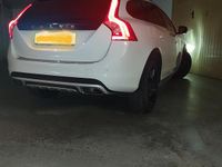 Usata Volvo V60 CC 150 CV (110 kW) 2017 Bianco Station wagon