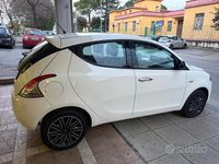 Usata Lancia Ypsilon S 95 CV (69 kW) 2018 Bianco Utilitaria