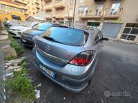 Usata Opel Astra GTC 125 CV (91 kW) 2007 Grigio Coupé