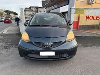 Usata Toyota Aygo 68 CV (50 kW) 2005 Grigio Utilitaria