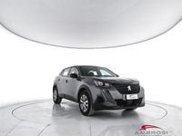 Usado Peugeot 2008 Active 101 HP (74 kW) 2023 Cinzento SUV