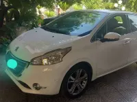 Usata Peugeot 208 Active 68 CV (50 kW) 2014 Utilitaria