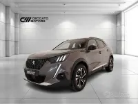 Usata Peugeot 2008 GT-line 131 CV (96 kW) 2021 Grigio SUV
