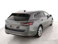 Usata Skoda Superb Style 150 CV (110 kW) 2025 Grigio grafite Station wagon