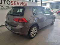 Usata VW Golf VII Comfortline 110 CV (80 kW) 2015 Grigio metallizzato Berlina