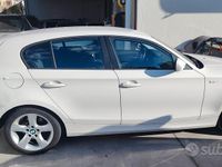 Usata BMW 118 143 CV (105 kW) 2011 Bianco Utilitaria