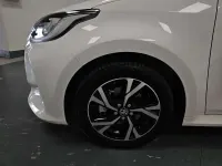 Usata Toyota Yaris Trend 92 CV (67 kW) 2024 Bianco Utilitaria
