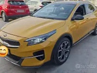 Usata Kia XCeed 140 CV (102 kW) 2019 Giallo SUV