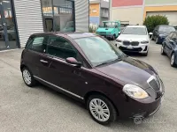 Usata Lancia Ypsilon 77 CV (56 kW) 2009 Viola Utilitaria