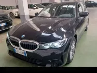 Begagnad BMW 318 Advantage 150 HK (110 kW) 2022 Svart Kombi