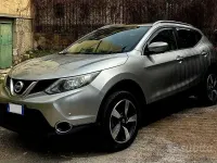 Usata Nissan Qashqai N-Connecta 110 CV (80 kW) 2016 Grigio SUV