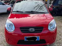 Usata Kia Picanto 59 CV (43 kW) 2009 Rosso Utilitaria