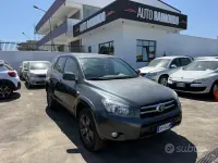 Usata Toyota RAV4 Luxury 177 CV (130 kW) 2007 Grigio SUV
