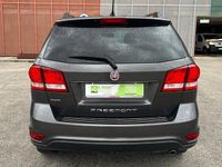Usata Fiat Freemont Lounge 170 CV (125 kW) 2014 Grigio SUV