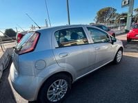 Usata Fiat Punto Lounge 85 CV (62 kW) 2015 Argento Berlina