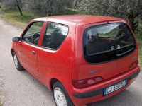 Occasion Fiat 600 54 ch (39 kW) 2004 Rouge