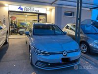 Usata VW Golf VIII Life 115 CV (84 kW) 2022 Grigio Station wagon