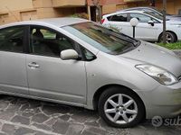 Usata Toyota Prius 113 CV (83 kW) 2004 Grigio Utilitaria