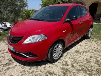Usata Lancia Ypsilon 69 CV (50 kW) 2018 Rosso Utilitaria