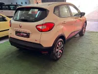 Usata Renault Captur Intens 90 CV (66 kW) 2016 Beige SUV