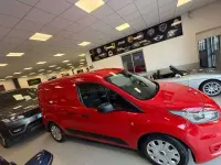 Usata Ford Transit Connect 119 CV (87 kW) 2019 Rosso Monovolume