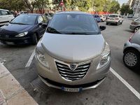 Usata Lancia Ypsilon Gold 80 CV (58 kW) 2015 Utilitaria