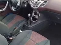Usata Ford Fiesta 82 CV (60 kW) 2009 Grigio Utilitaria