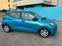 Usata Hyundai i10 67 CV (49 kW) 2022 Blu Utilitaria