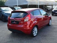 Usata Ford Fiesta Titanium 75 CV (55 kW) 2016 Rosso Utilitaria