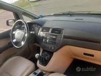Usata Ford C-MAX Ghia 110 CV (80 kW) 2004 Nero Monovolume