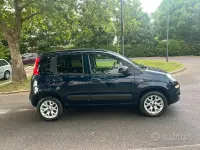 Usata Fiat Panda Lounge 85 CV (62 kW) 2017 Blu Utilitaria