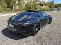Usata Porsche Panamera 330 CV (242 kW) 2023 Nero Berlina